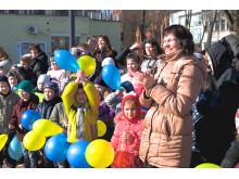 „Susirinkom prie Baltijos jūros padainuoti spalvotų dainų”, – šia daina mažieji pradėjo Kultūros dienos atidarymo ceremoniją.