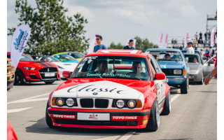 „Aurum 1006 km lenktynes“ praturtins ir išskirtinių automobilių paroda „Memel Motor Fest”