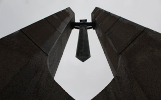 KPD vadovas: išnagrinėta beveik pusė savivaldybių prašymų nukelti sovietinius memorialus