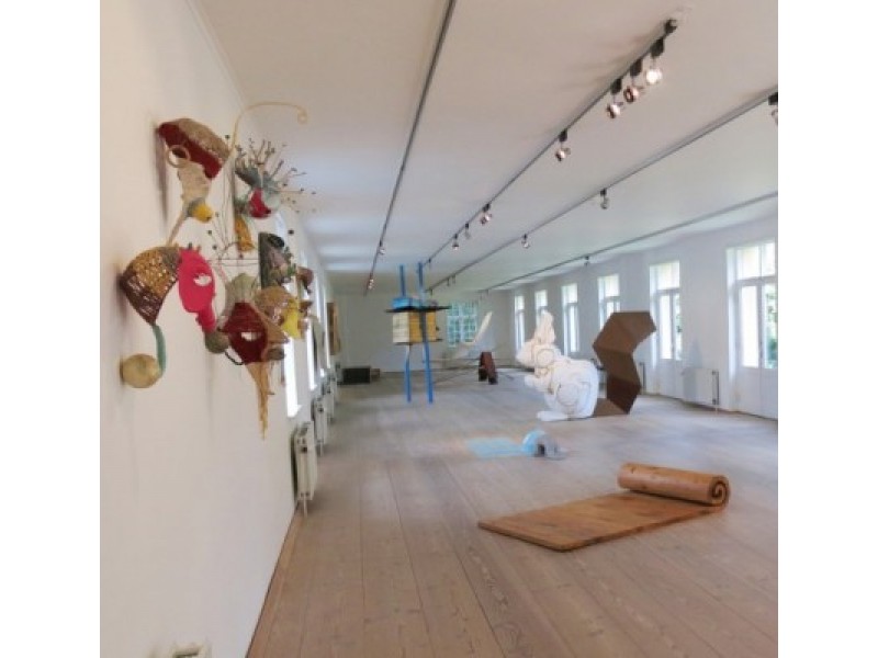 A. Mončio namai-muziejus Silkeborgo meno centre pristatė trijų kartų lietuvių skulptorių parodą „New and tradition“.