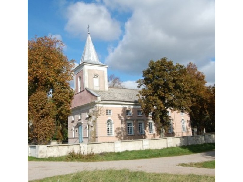 Būtingės evangelikų liuteronų bažnyčia pastatyta ir pašventinta 1824-aisiais metais. / J. Valančiūtės nuotr.