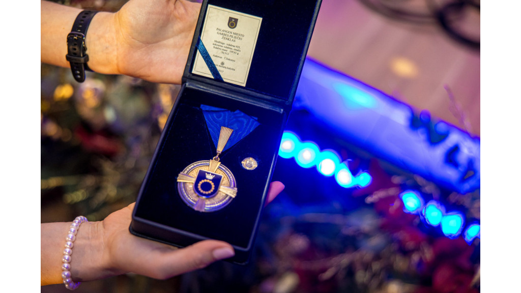 Kviečiame teikti kandidatus Palangos miesto savivaldybės apdovanojimams – Garbės piliečio vardui, Garbės ženklui su premija, Padėkai su premija
