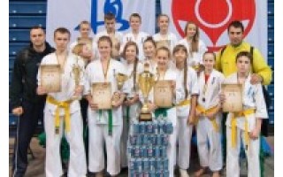 „Shodan“ karate mokykla – 5 metus nenugalima
