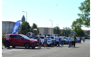 Ilgai lauktos naujienos: Palangoje atidarytas greito elektromobilių įkrovimo parkas