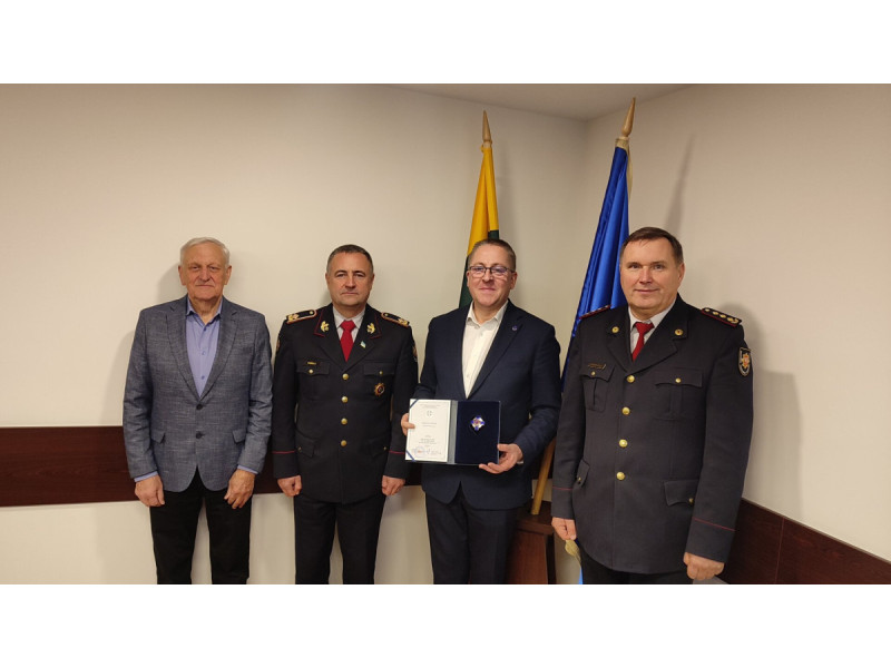 Palangos miesto savivaldybėje – ugniagesių gelbėtojų vadovo R. Požėlos vizitas