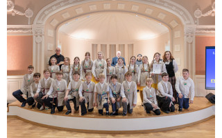 X Respublikinis lietuviškų dainų ir šokių festivalis–konkursas „Gimtinė": tradicijų šventė, suvienijusi 320 vaikų bendrystei