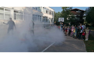 EVAKUACIJOS PRATYBOS LOPŠELYJE – DARŽELYJE „ĄŽUOLIUKAS“