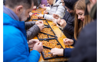 Palanga savaitgaliui virs legendiniais Jūratės rūmais – pažers 30 kilogramų gintaro