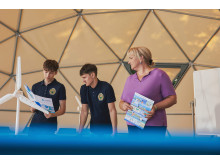 Prie gimnazijos pastatytame lauko klasėje – kupole vyksta pamokos, edukacijos, vaikų stovyklos ir kiti susibūrimai.