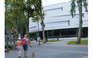 Palangos koncertų salę puošia rekordas – Stasio Povilaičio autografas pripažintas didžiausiu šalyje