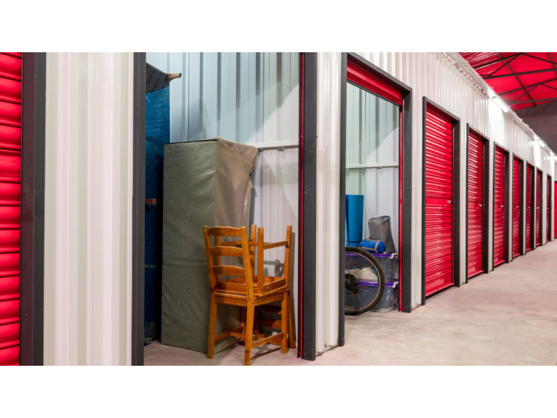 Sandėliukas vietoj rūpesčių: kaip vilniečiai išmoko gyventi tvarkingai be daiktų atsisakymo?