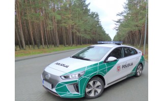 Mero Šarūno Vaitkaus iniciatyva stiprinamos policijos pajėgos Palangoje - policija iš automobilių per garsiakalbius įspės apie taisykles