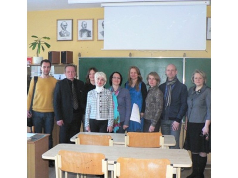„Ugdymo karjerai ir stebėsenos modelių sukūrimas ir plėtra bendrajame lavinime bei profesiniame mokyme“ konsultantai „Baltijos“ pagrindinėje mokykloje.