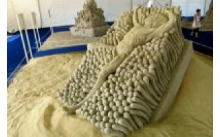 Šios vasaros naujienos: Palangoje – smėlio skulptūrų ekspozicija ir traukinukas