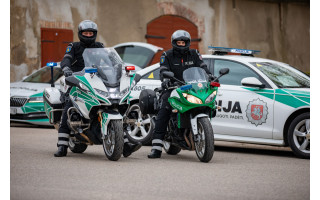 Klaipėdos apskrities keliuose patruliuoti pradeda kelių policijos motociklai