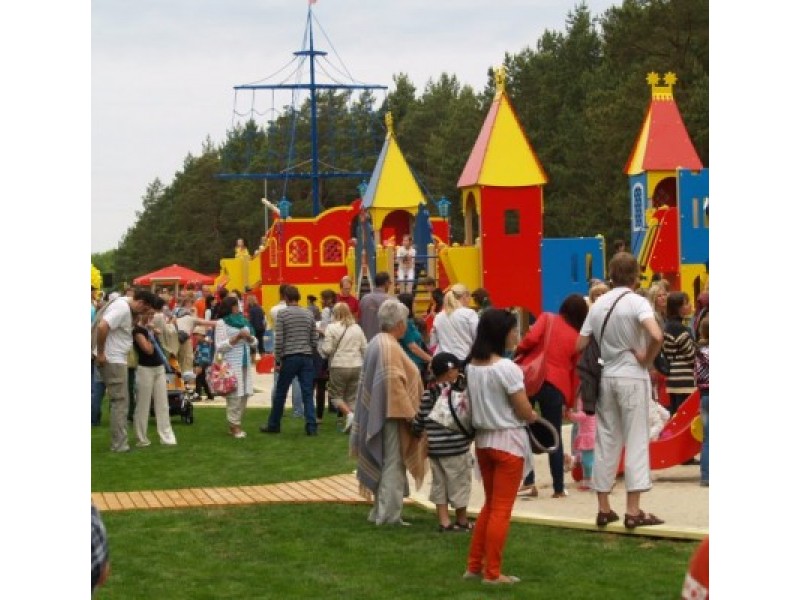 Atidarytas Vaikų parkas – mažytis, bet seniai lauktas Disneilendas