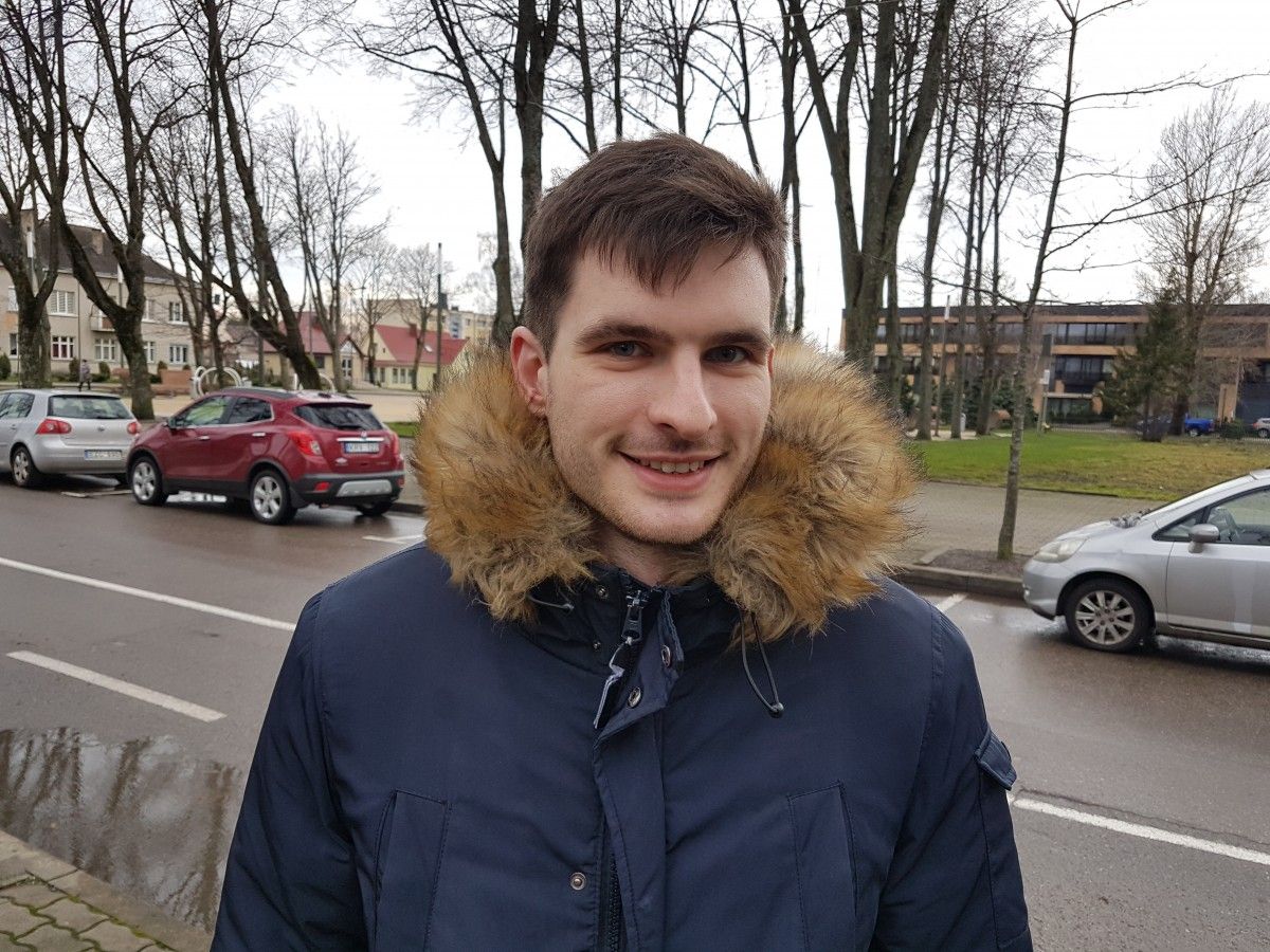 Alfredas, kuris zuja tarp Palangos ir Klaipėdos, o medituoja Būtingėje