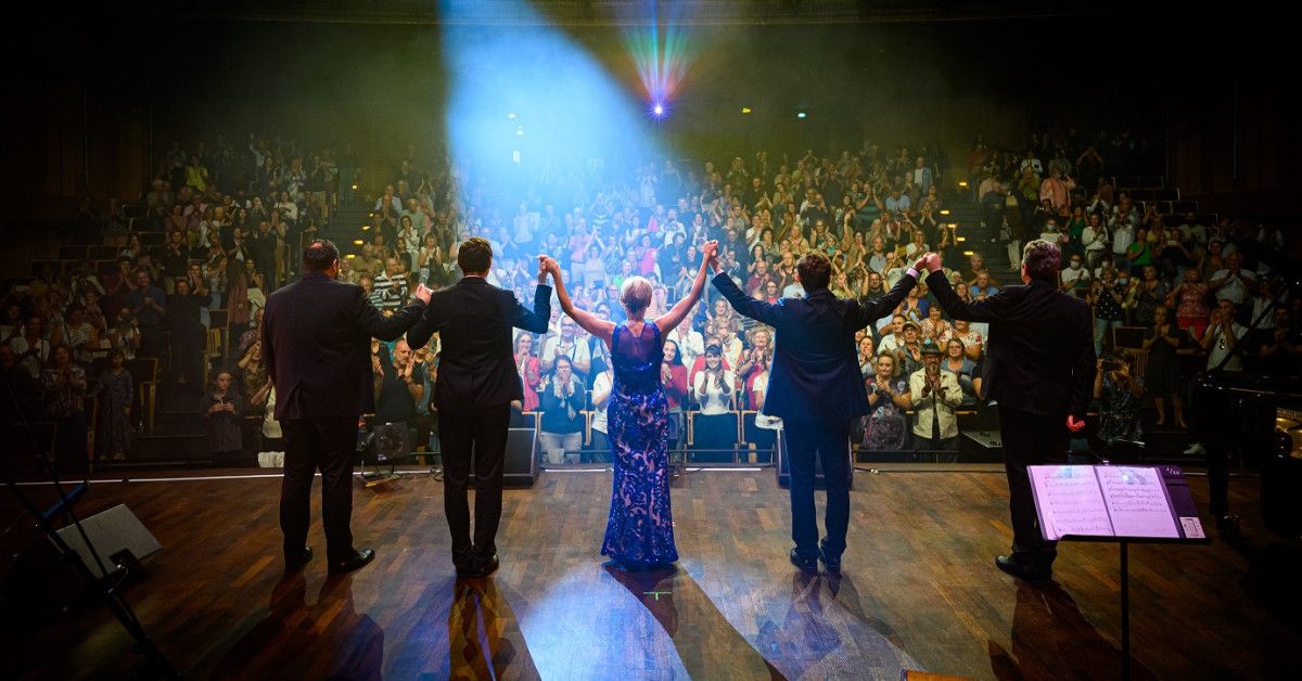 50 šalių, 400 koncertų ir milijonas žiūrovų: garsusis „Edith Piaf show“ atvyksta į Lietuvą