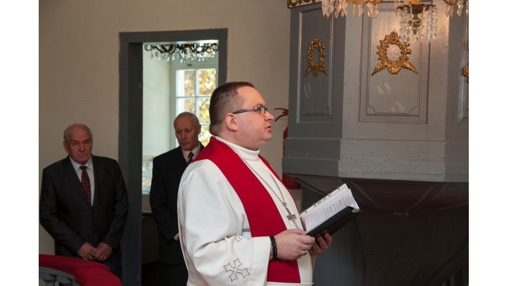 Būtingės klebonas Saulius Varanavičius: „Dievui tarnauti yra lengviau turint šeimą, nei be jos“