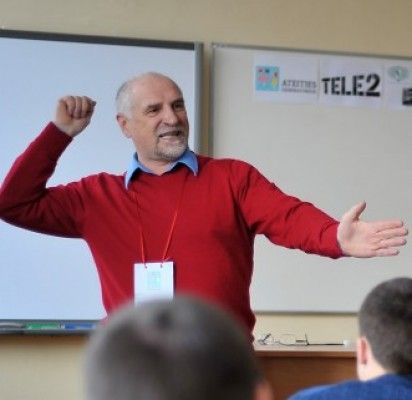 Gimnazijoje būrys įdomių lektorių vedė pamokas