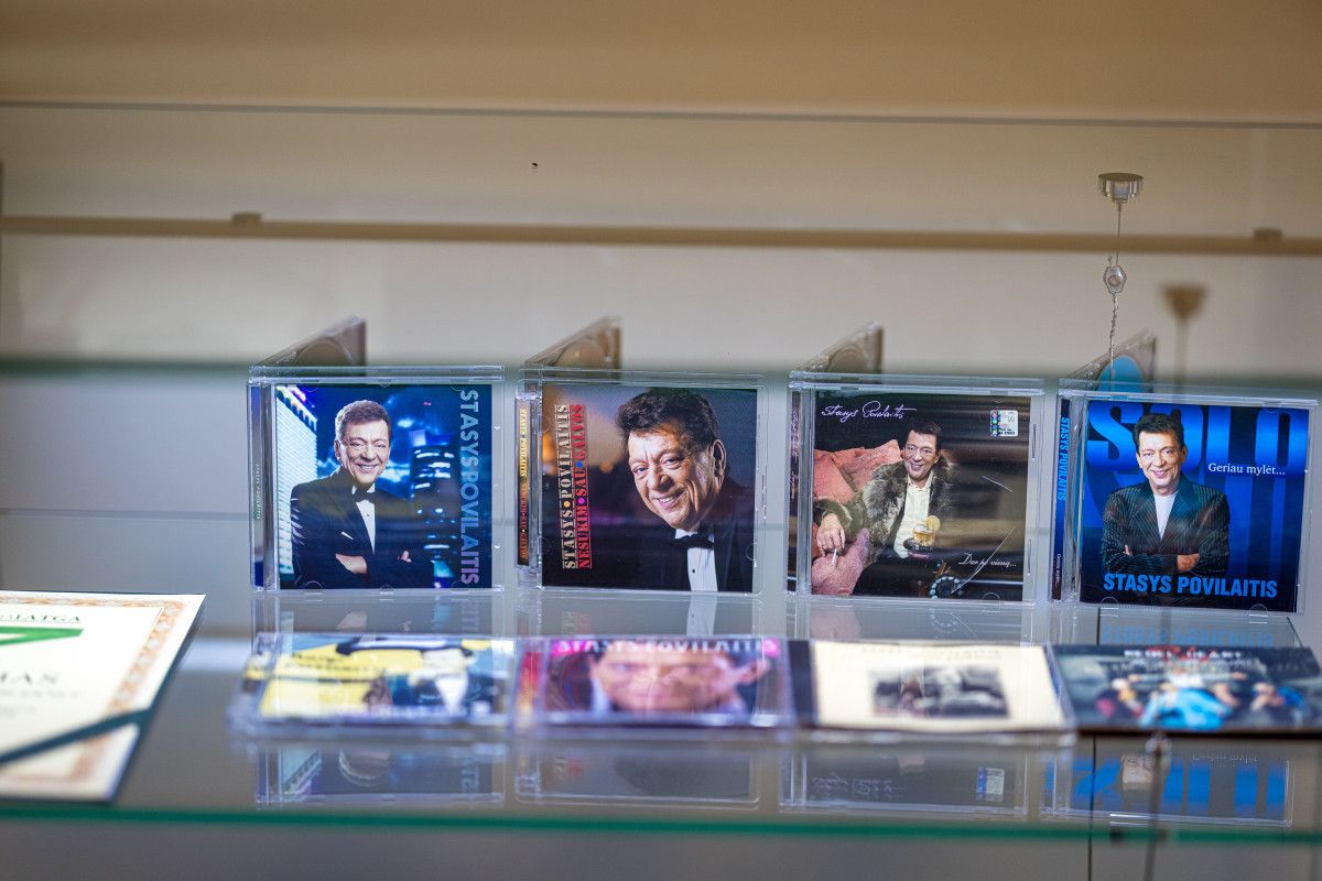 Palangos koncertų salėje labai subtiliai, kūrybiškai ir jaudinančiai pagerbtas maestro Stasys Povilaitis (FOTO GALERIJA)