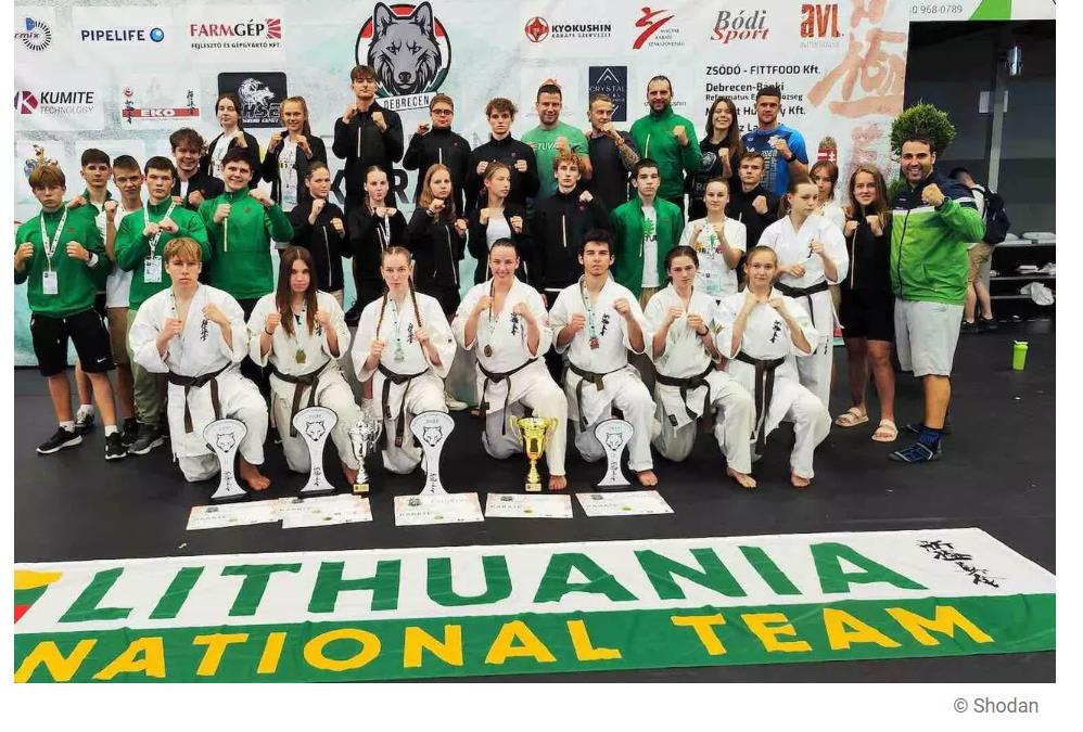 Shodanietės sužibo auksu Europos čempionate, bei iškovotu kelialapiu į Pasaulio čempionatą