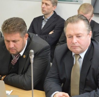 V. Šimaitis (kairėje) papildė TS-LKD frakcijos miesto Taryboje gretas.