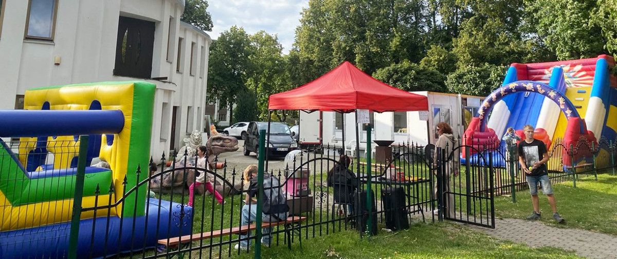 „Armyday Lietuva“ kviečia šokinėti iš laimės: Palangoje vyks vienintelis Lietuvoje nemokamas „Batutų festivalis“ visą vasarą