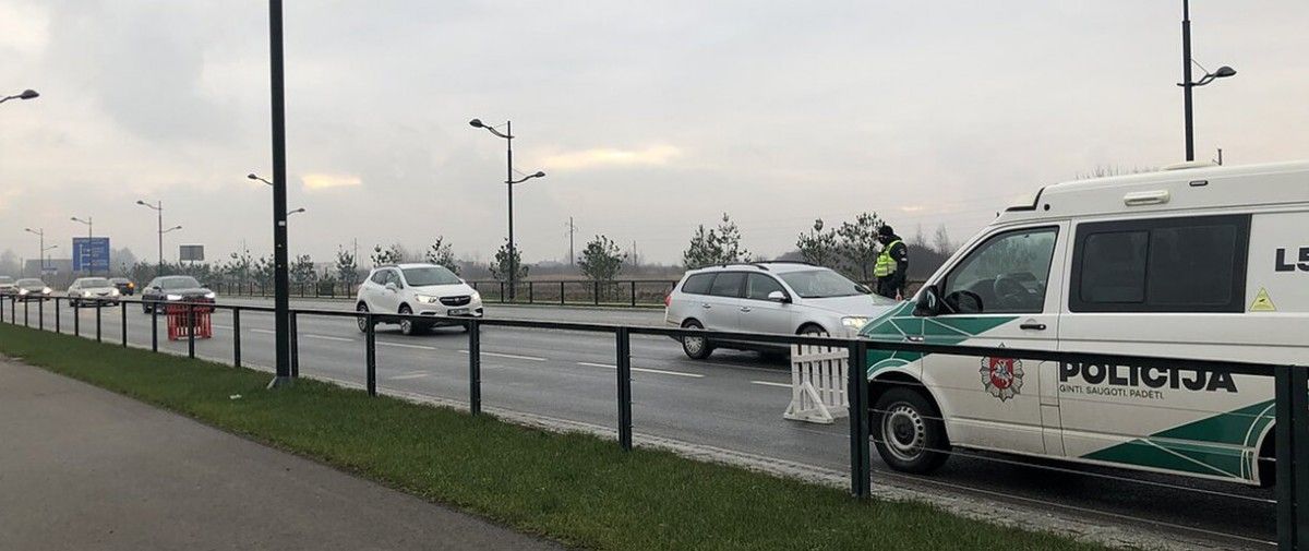Policija Palangoje kasdien visą parą nebudės, bet dirbs sutelktai, miesto valdžia šiuo metu primena – ne vietiniams nėra reikalo čia vykti