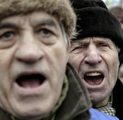 Besigrumiantys su skurdu palangiškiai sukasi, kaip išmano