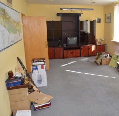 Štai kas po kraustymosi liko mero kabinete.