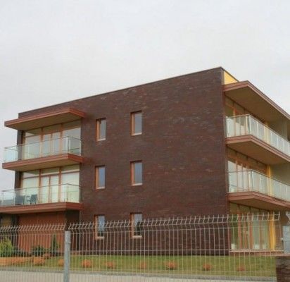 S.Bradūnas 3 tūkst. litų paėmė iš kurorte šį daugiabutį namą projektavusio architekto.