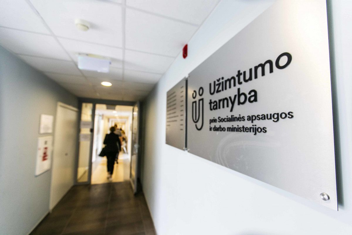 Ukrainiečiai Lietuvoje: norinčiųjų dirbti daugiau, nei siūlomų darbų