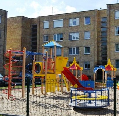 Mažiesiems palangiškiams – modernios ir saugios vaikų žaidimų aikštelės