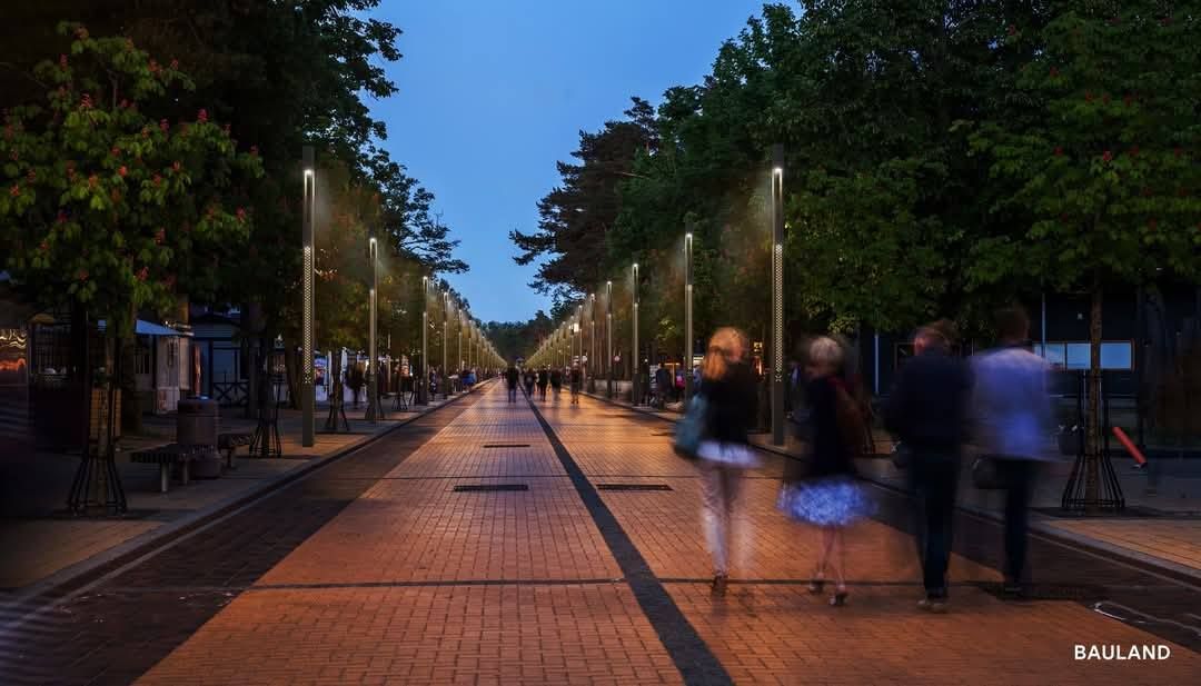 Palanga pristatė modernius J. Basanavičiaus gatvės ir jūros tilto apšvietimo sprendimus – darbai prasidės vasarį (FOTO GALERIJA)