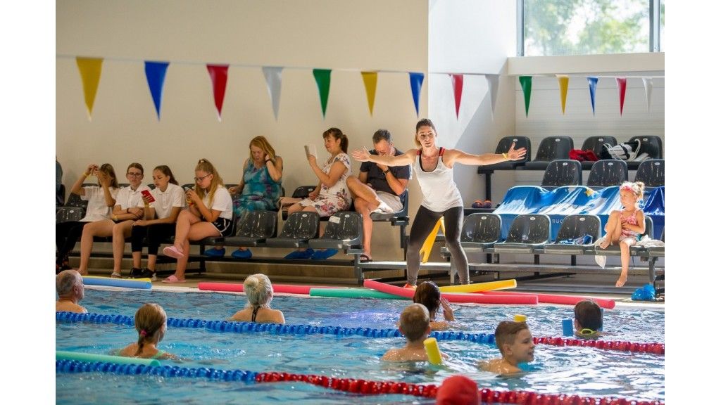 Palangos baseino plaukimo takelius išmėgins šeimos