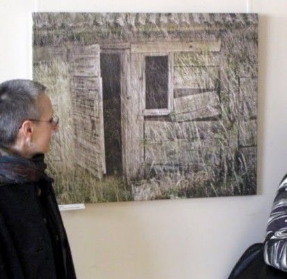 Biblioteka ir mokyklos – šviesos skleidėjos (Projekto „Šventosios žemės atminties ženklai“ paroda)