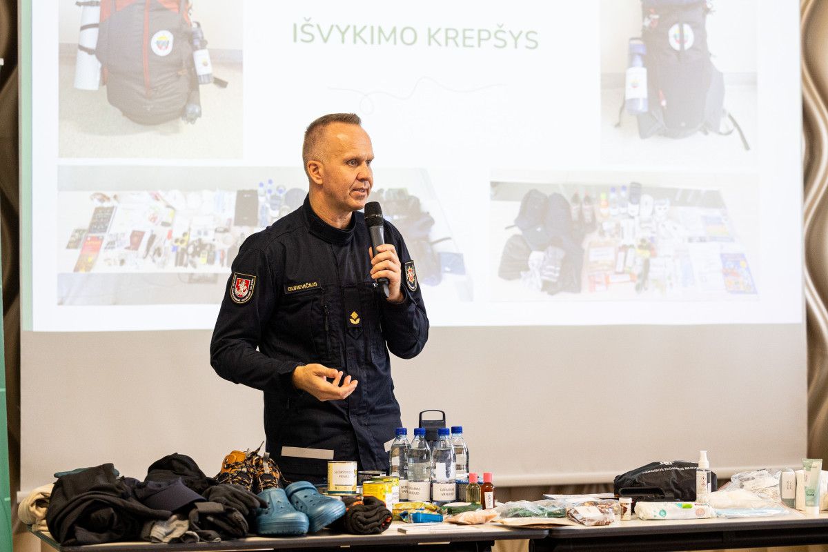 Pasak D. Gurevičiaus, svarbu turėti planą ir komandą – pasirengimas nelaimėms prasideda nuo pirmųjų žingsnių (Paulius Peleckis, BNS, nuotrauka)