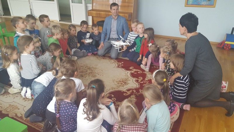 „Nykštuko“ erdvėse – fotoparoda „Iš paukščio skrydžio“