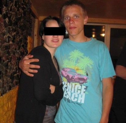 Jaunasis užpuolikas rodė šiltus jausmus merginai, bet sutalžė senyvą moterį. nuotr iš Facebook