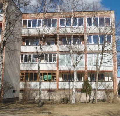 Žvejų g. 38 daugiabučio fasadai, langai ir lodijos bus renovuoti pagal vieningą projektą.