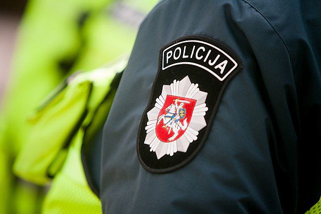 Klaipėdos apskrities pareigūnai ragina būti itin atidžiais – sukčiai nesiliauja naudotis žmonių patiklumu