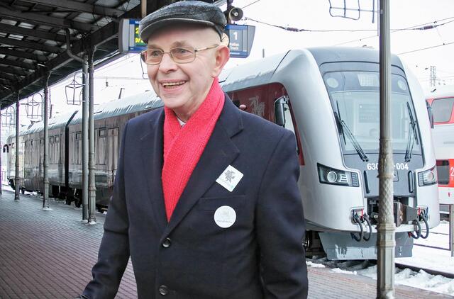 Tragikomiška parlamentaro Antano Vinkaus kelionė traukiniu