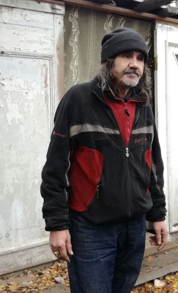 Buvęs Savivaldybės Viešosios tvarkos skyriaus specialistas: "Benamių irštvoje įsidūriau į švirkštą. O benamis juokėsi, kad jį vadina Aidu, nes serga AIDS" (VISĄ STRAIPSNĮ SKAITYKITE KITAME "PALANGOS TILTE")