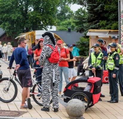 Draugiški reidai Palangoje: dviratininkams priminta apie saugumą