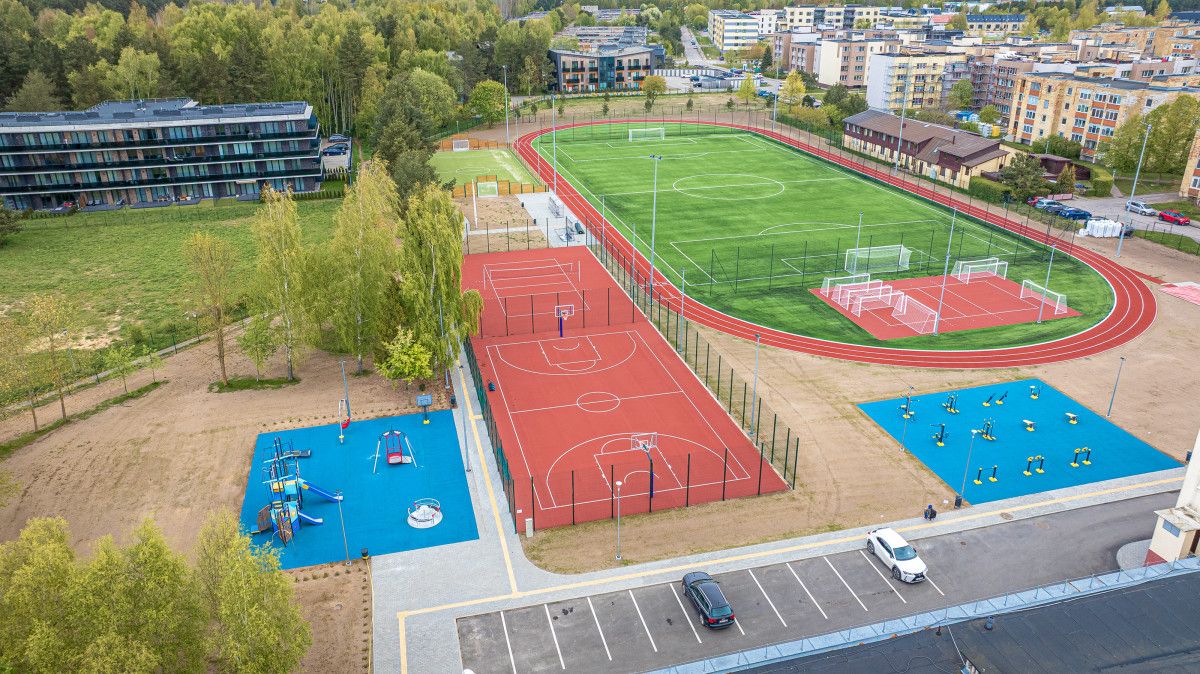 Kviečiame į Palangos „Baltijos“ pagrindinės mokyklos atnaujinto sporto komplekso atidarymo šventinį renginį