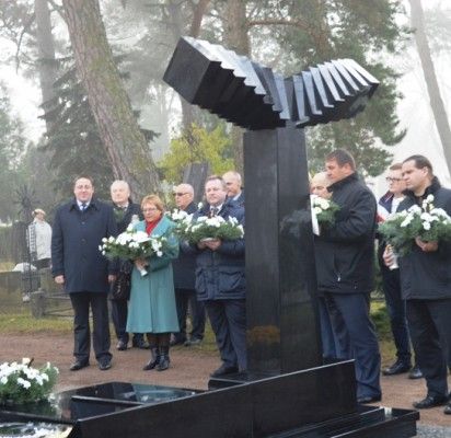 Pagerbti Anapilin išėję iškilūs palangiškiai