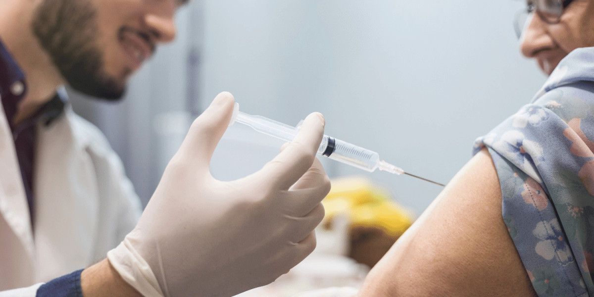 Skiepijimas sustiprinančiąja trečia vakcinos doze Palangoje prasidės rugsėjo 17 dieną