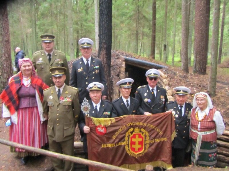 Palangos šauliai ir tremtiniai pagerbė žuvusius partizanus