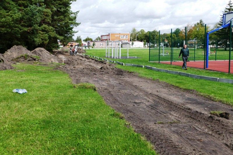 Prasidėjo Šventosios stadiono rekonstrukcija